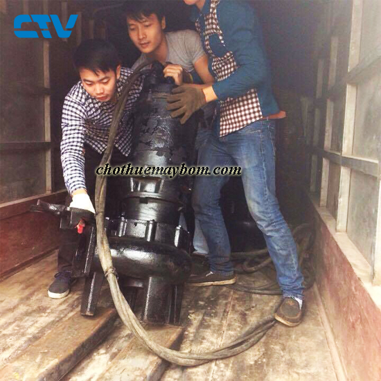 Cho thuê máy bơm nước- Giải pháp chống ngập mùa mưa lũ