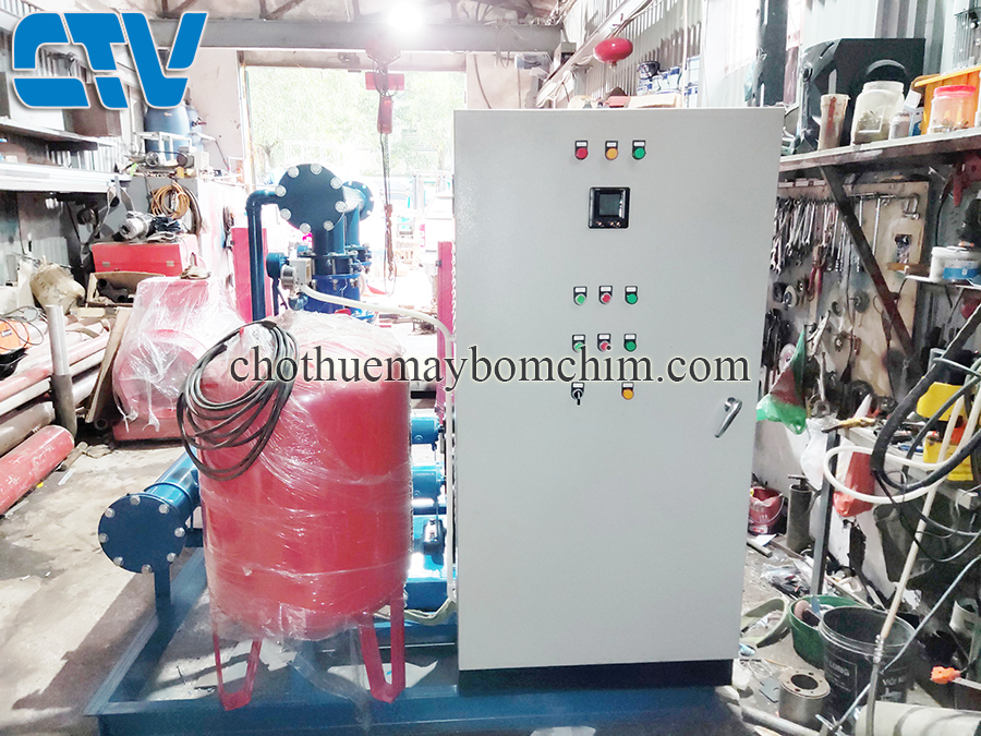 Lắp đặt tủ điện điều khiển cụm máy bơm công nghiệp bằng biến tần 55Kw